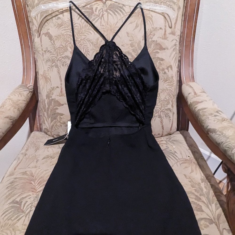 Lulu's Formal Lace Maxi Dress--NWT,++XS - Picture 6 of 7